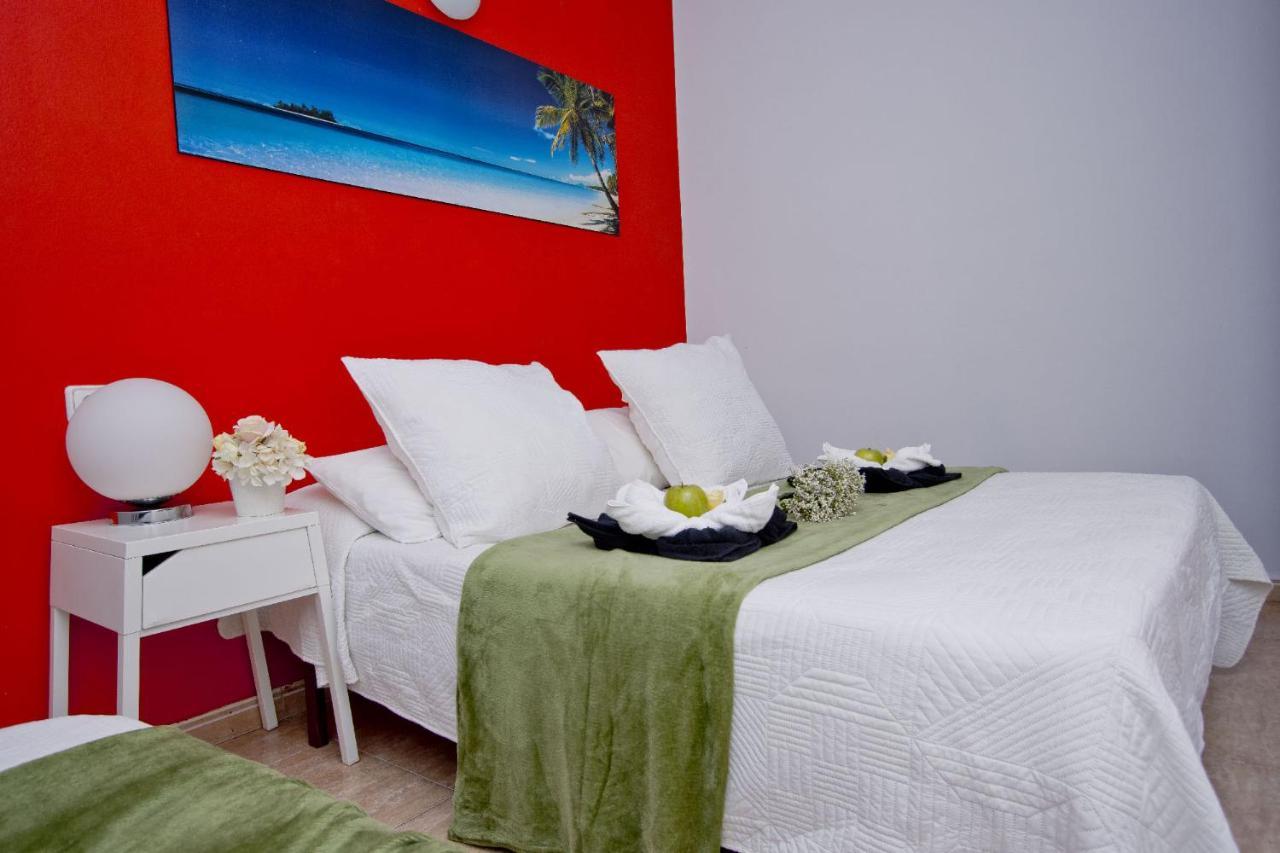 Barcelona City North Hostal Eksteriør billede
