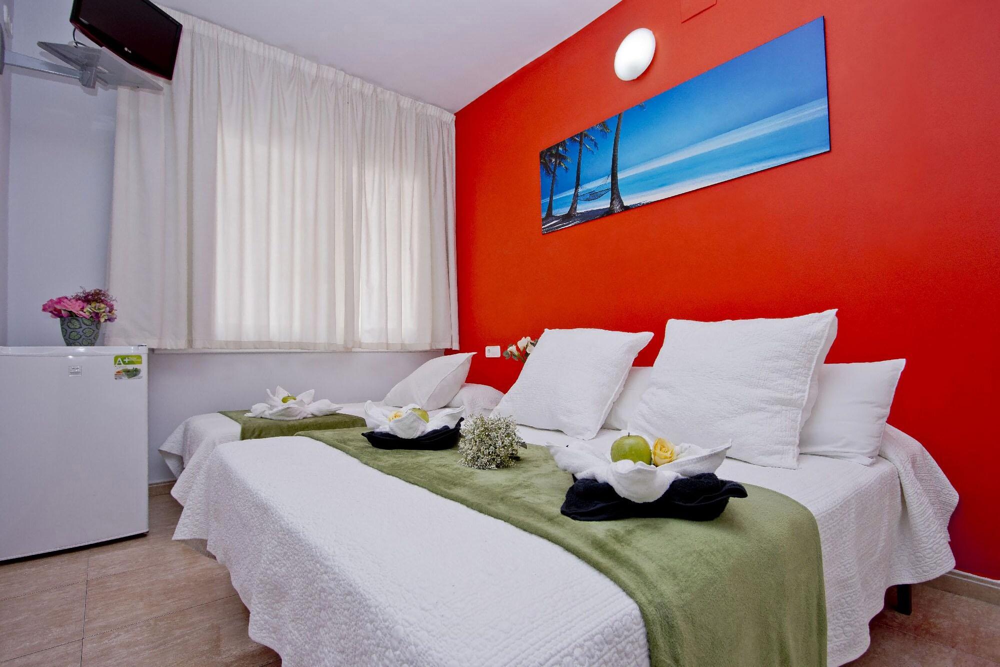Barcelona City North Hostal Eksteriør billede