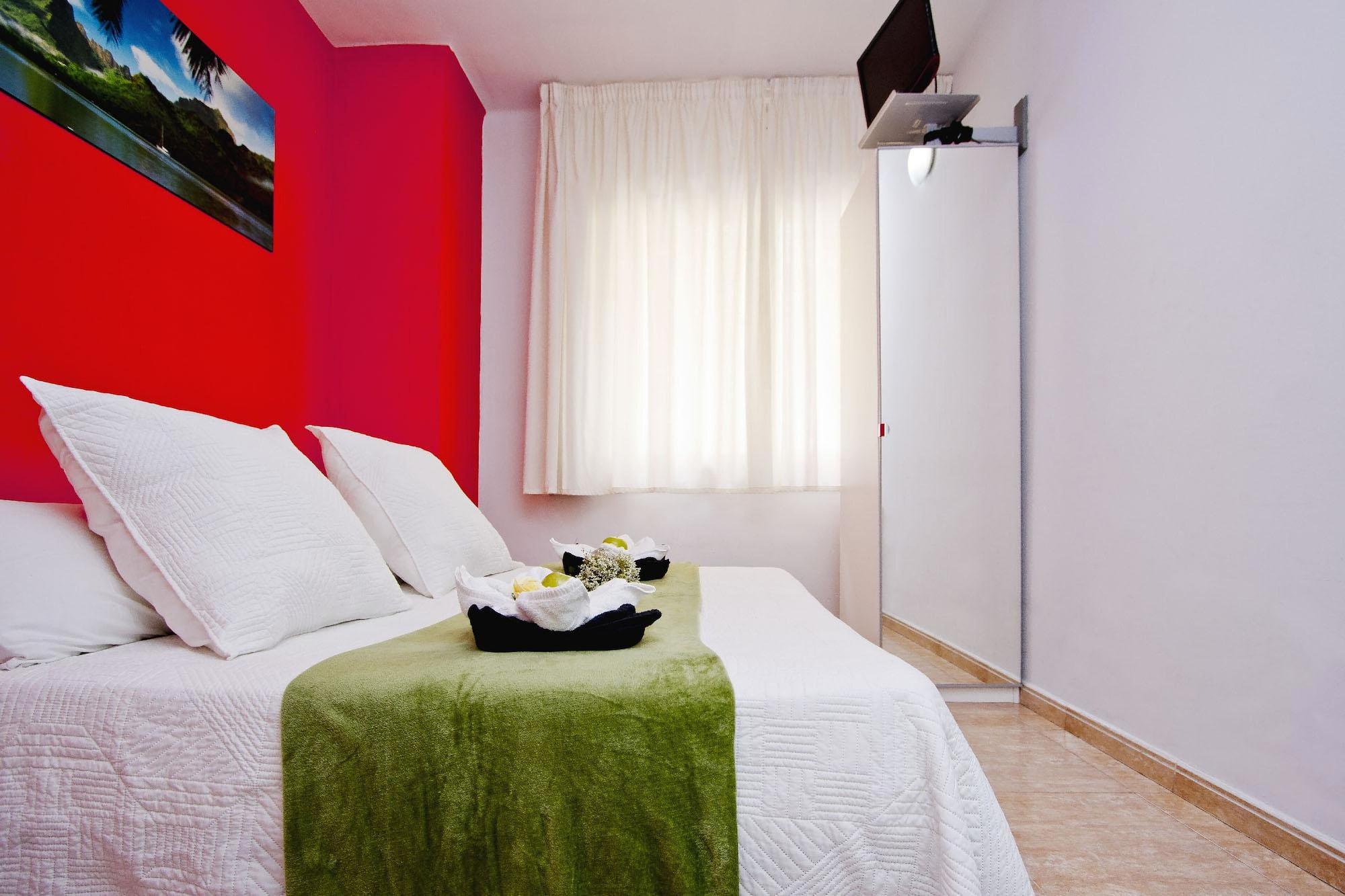 Barcelona City North Hostal Eksteriør billede